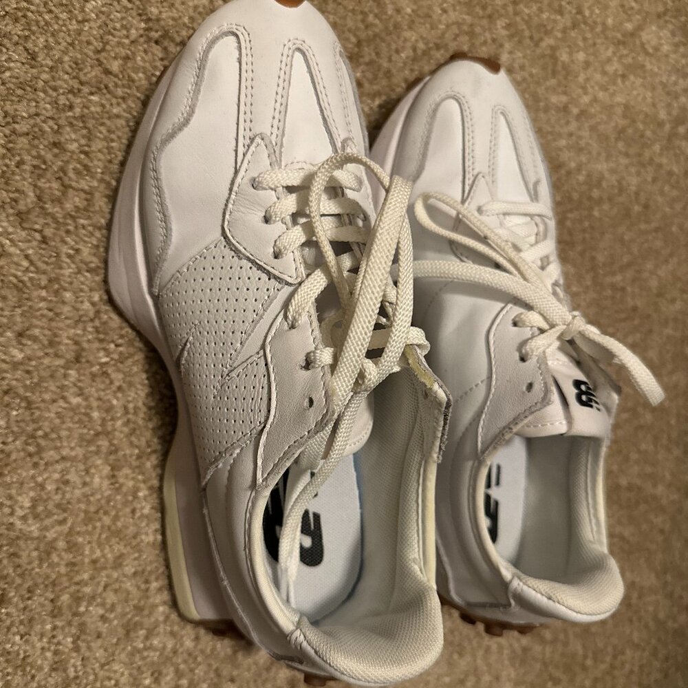 New Balance Women's 327